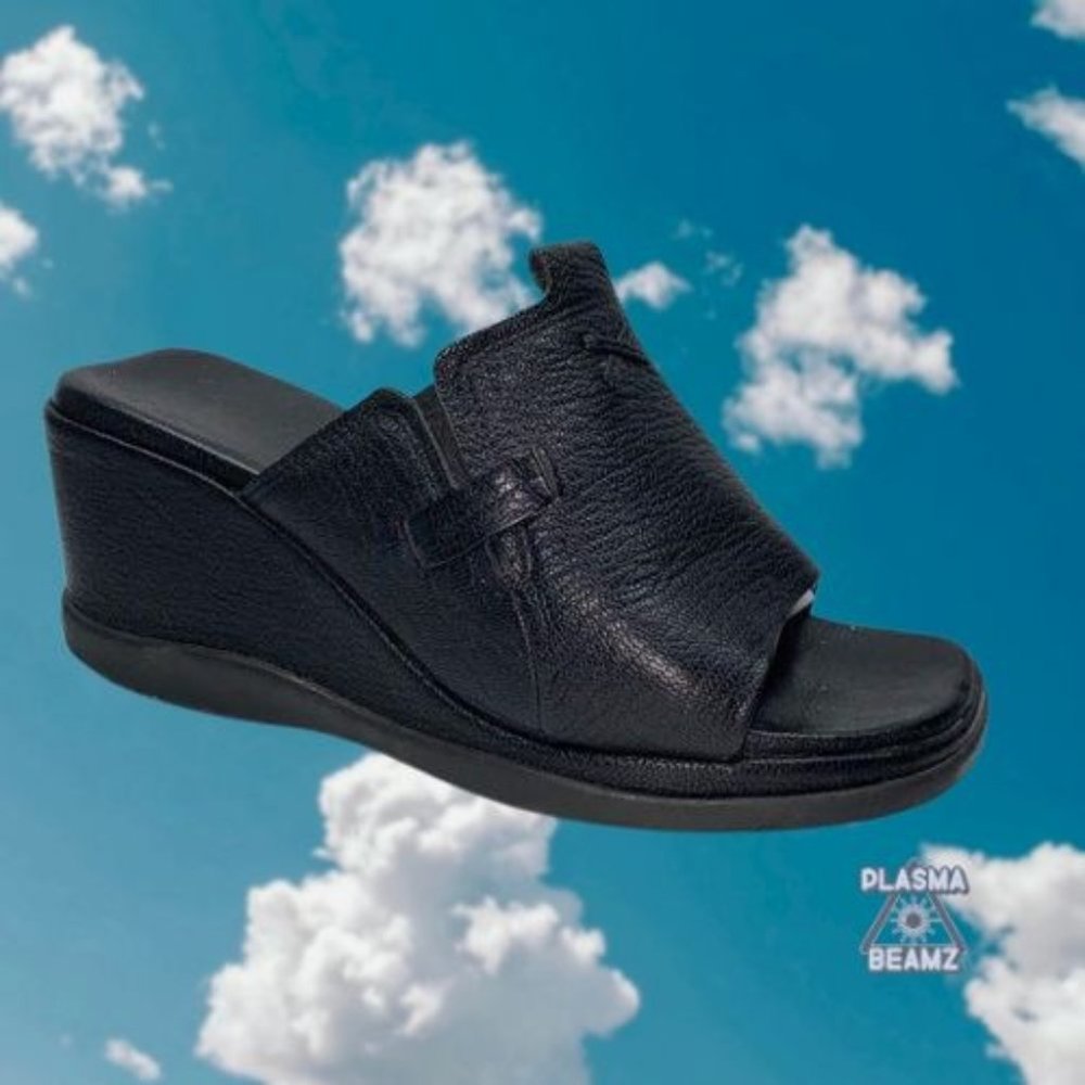 Via Spiga Black Leather Block Mule Wedges 7 M
